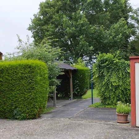 Inselblume 40 - Mit Garten In Daenschendorf フェーマルン