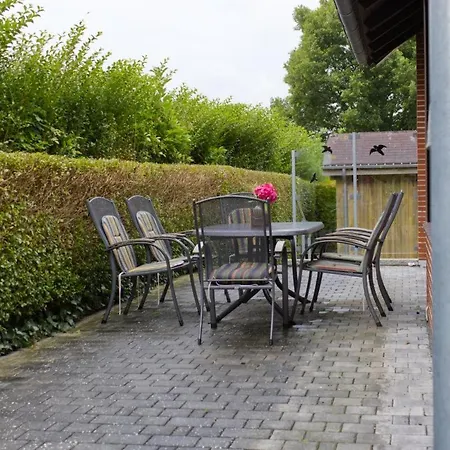 Inselblume 40 - Mit Garten In Daenschendorf 费马恩