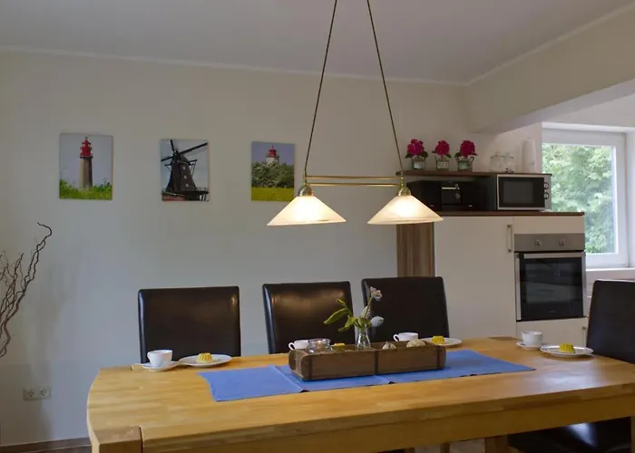 Inselblume 40 - Mit Garten In Daenschendorf